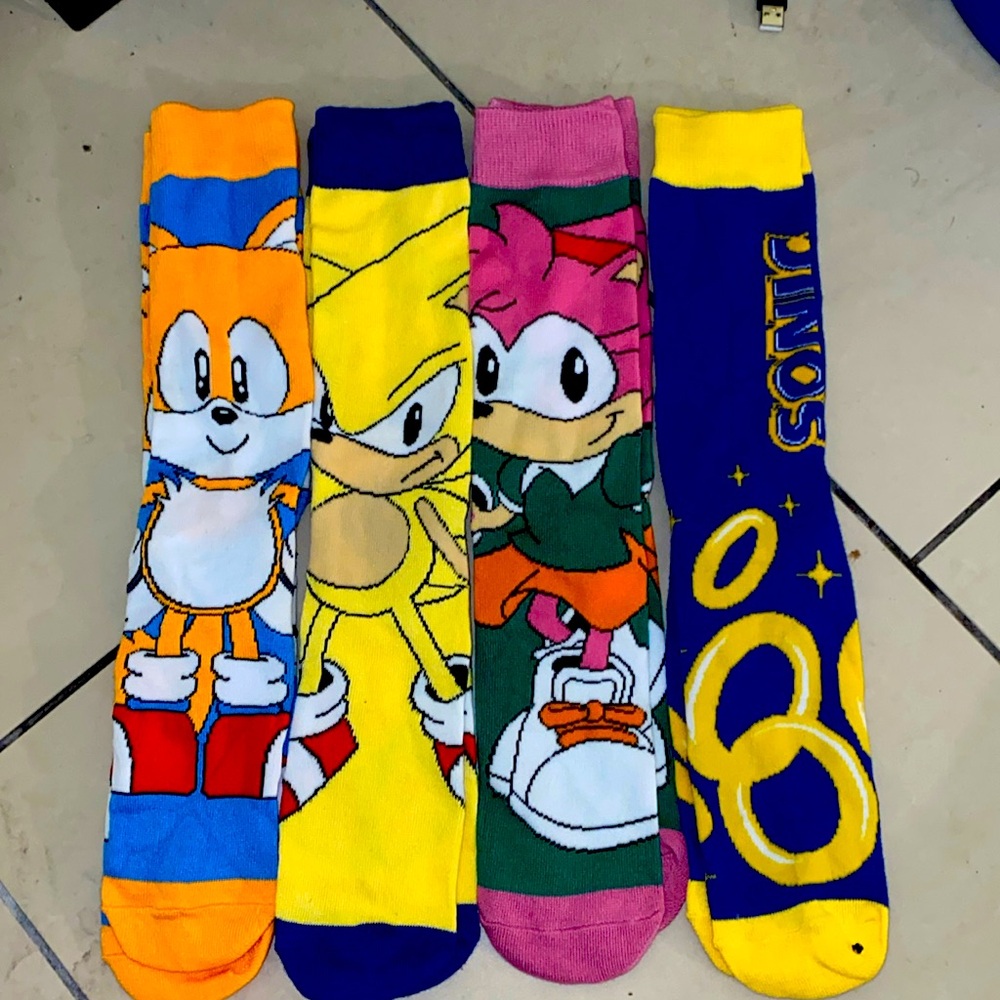 Sonic socks for all ages